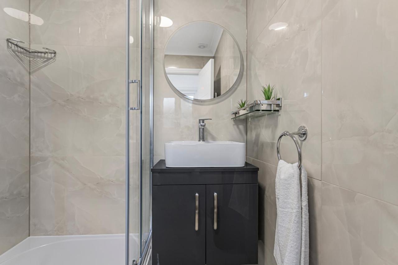 Modern 3 And 2 Bedroom Apartment In Maida Vale Λονδίνο Εξωτερικό φωτογραφία